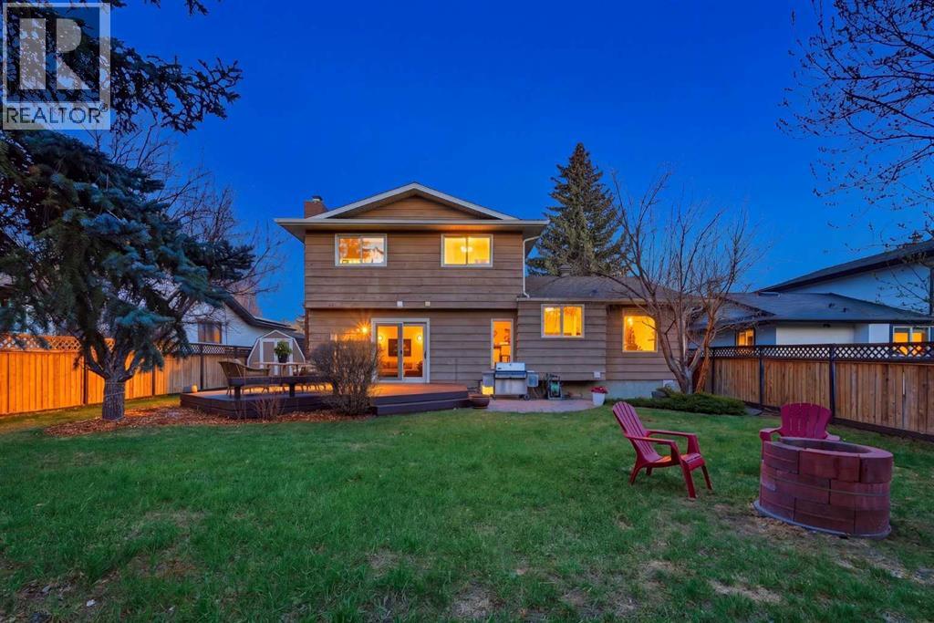 5893 Dalcastle Drive NW, Calgary, Alberta  T3A 2C2 - Photo 4 - A2308737