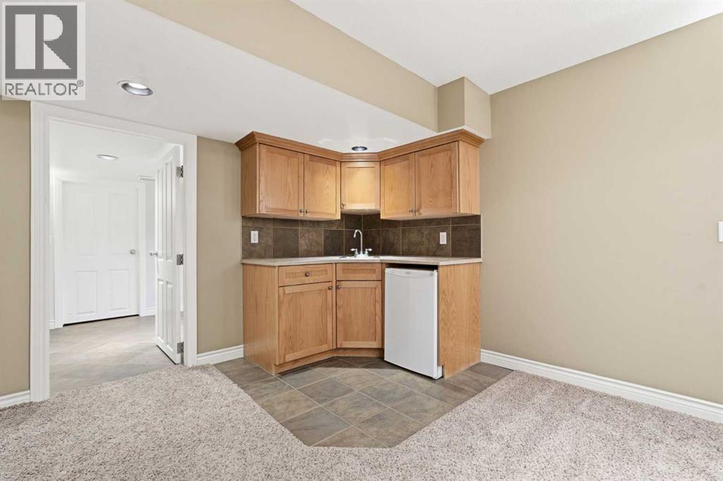 5893 Dalcastle Drive NW, Calgary, Alberta  T3A 2C2 - Photo 35 - A2308737