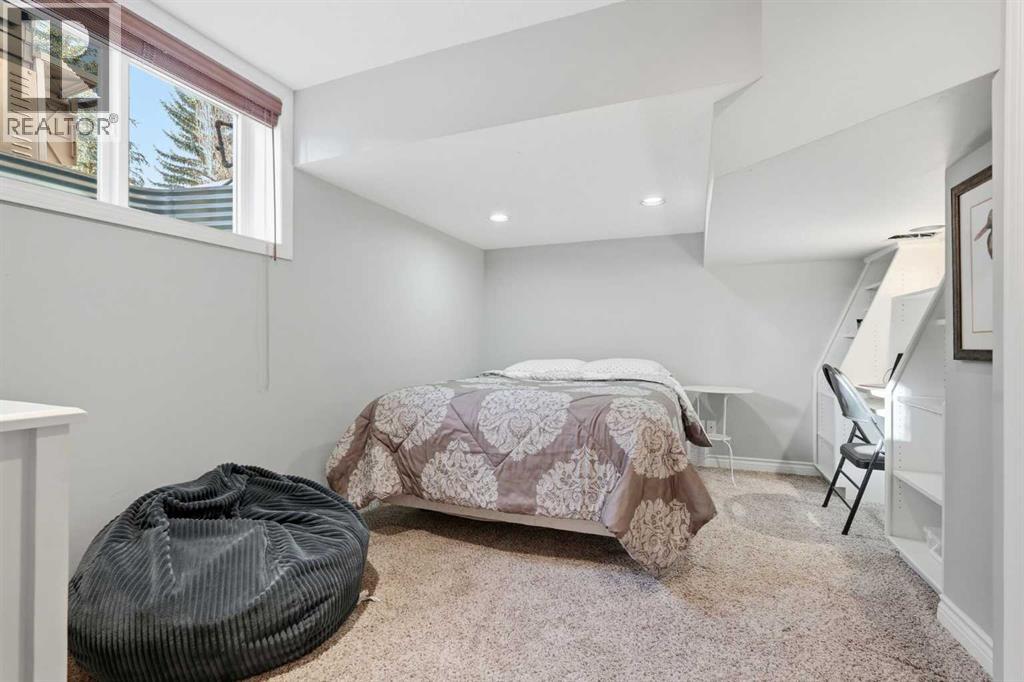 5893 Dalcastle Drive NW, Calgary, Alberta  T3A 2C2 - Photo 38 - A2308737