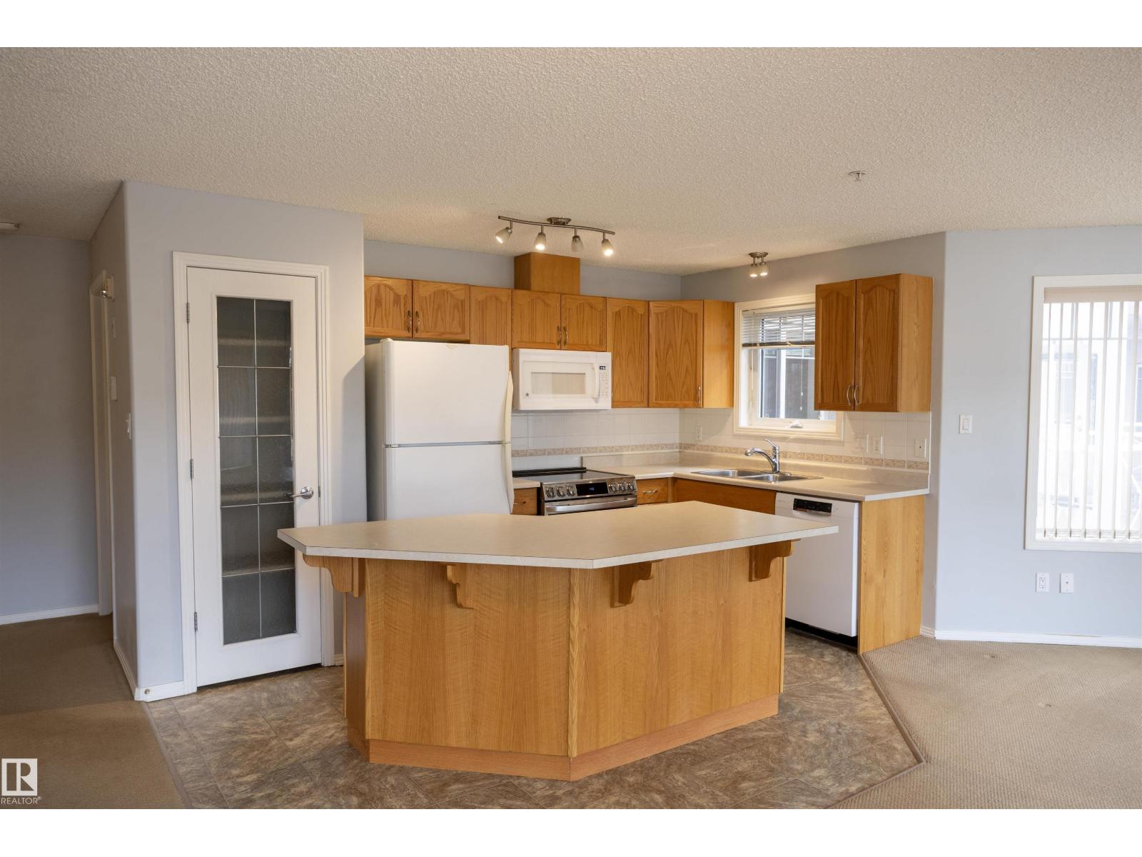 #101 2420 108 St NW, Edmonton, Alberta  T6J 7J3 - Photo 12 - E4486762