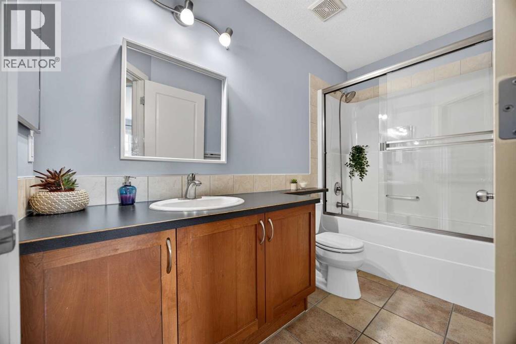 83 Wentworth Common Sw, Calgary, Alberta  T3H 5V3 - Photo 22 - A2307099