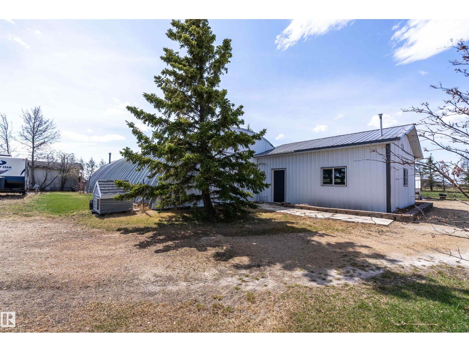 25057 Twp Rd, Rural Leduc County, Alberta  T4X 2N5 - Photo 4 - E4486788