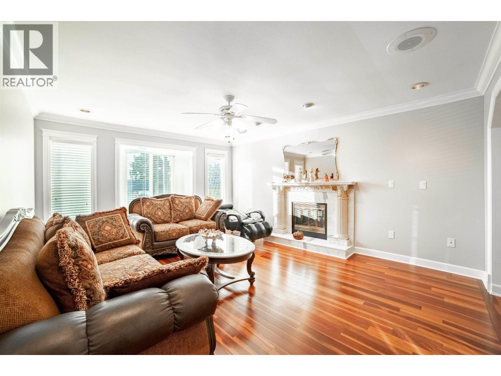 6970 Willingdon Avenue, Burnaby, British Columbia  V5J 3R2 - Photo 8 - R3108090