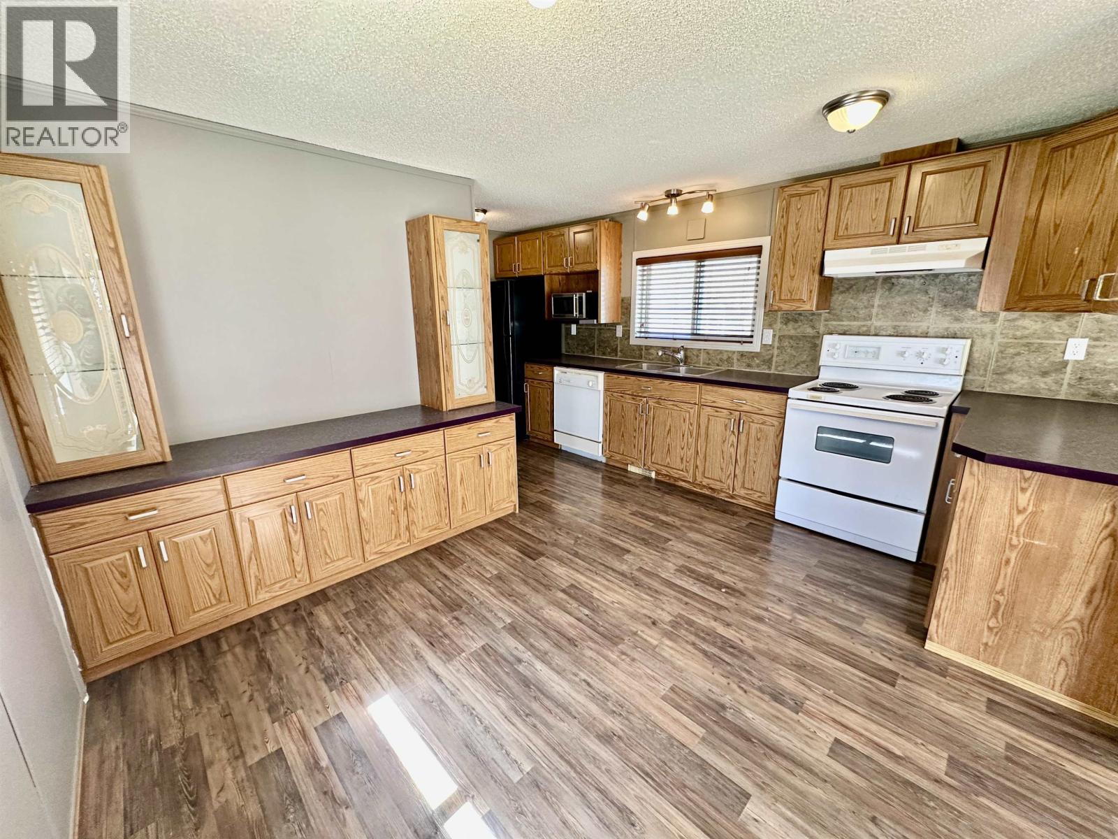10264 98 Street, Taylor, British Columbia  V0C 2K0 - Photo 8 - R3091594