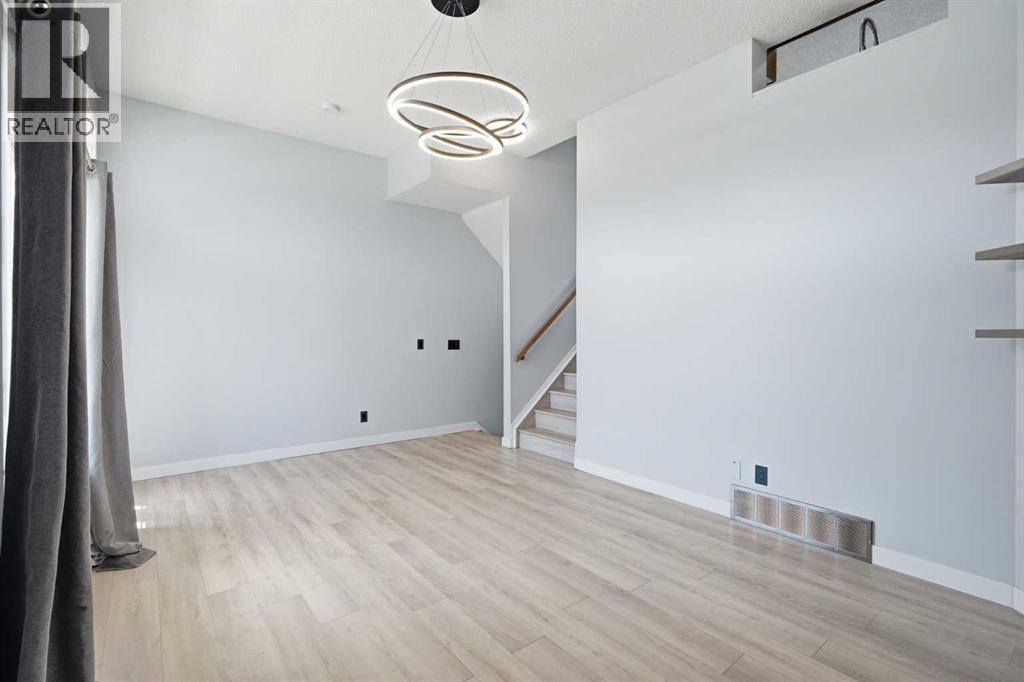 337 Copperfield Boulevard SE, Calgary, Alberta  T2Z 4Z4 - Photo 5 - A2304037