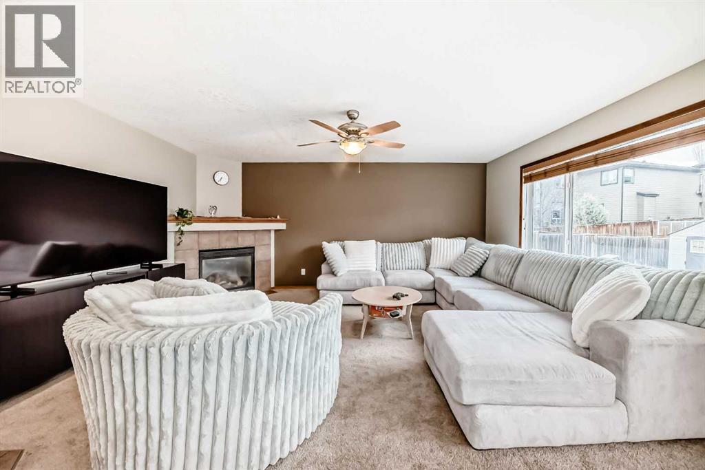 225 Kincora Heights Nw, Calgary, Alberta  T3R 1N6 - Photo 12 - A2309380