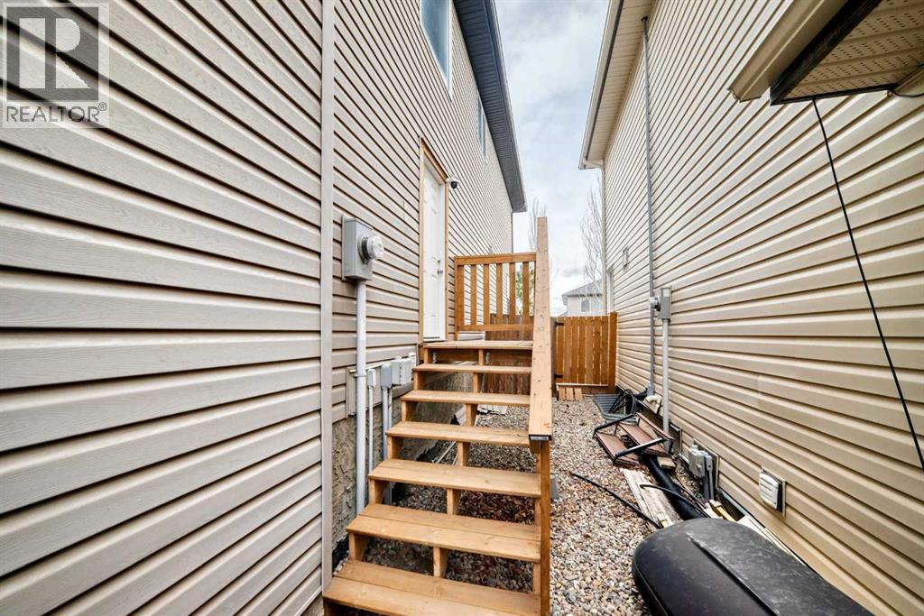 225 Kincora Heights Nw, Calgary, Alberta  T3R 1N6 - Photo 5 - A2309380