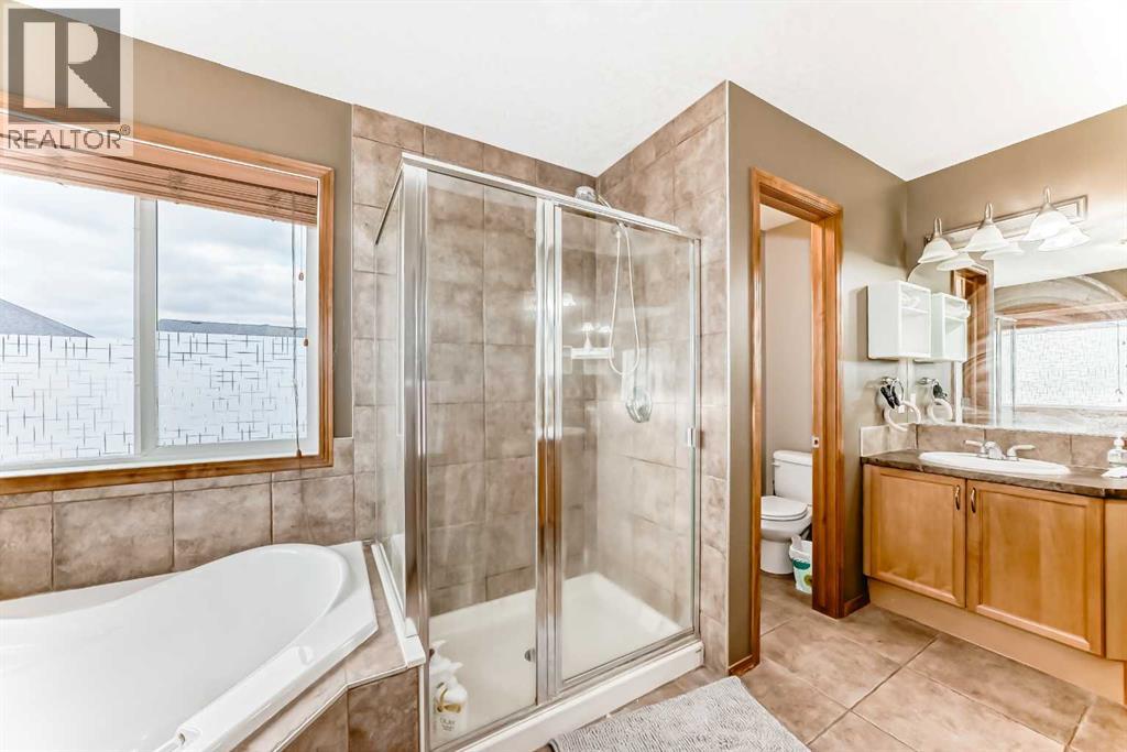 225 Kincora Heights Nw, Calgary, Alberta  T3R 1N6 - Photo 27 - A2309380