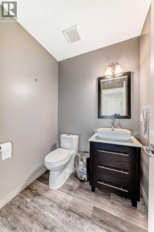 18 Westbury Place Sw, Calgary, Alberta  T3P 0B1 - Photo 19 - A2309586