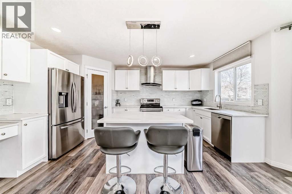 18 Westbury Place Sw, Calgary, Alberta  T3P 0B1 - Photo 6 - A2309586