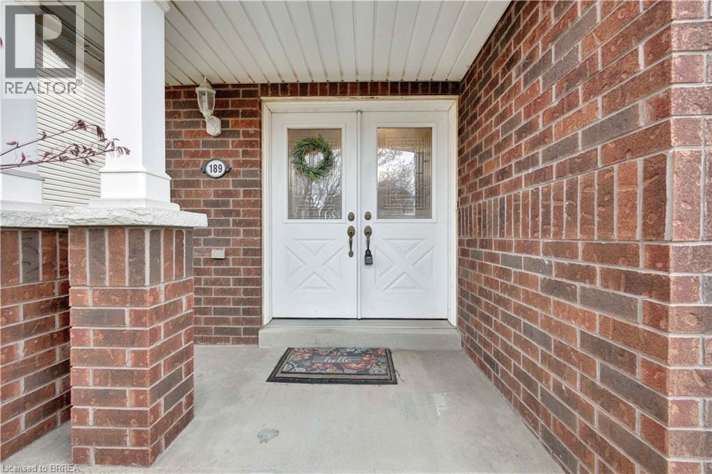 189 Hunter Way, Brantford, Ontario  N3T 0B7 - Photo 2 - 40823970