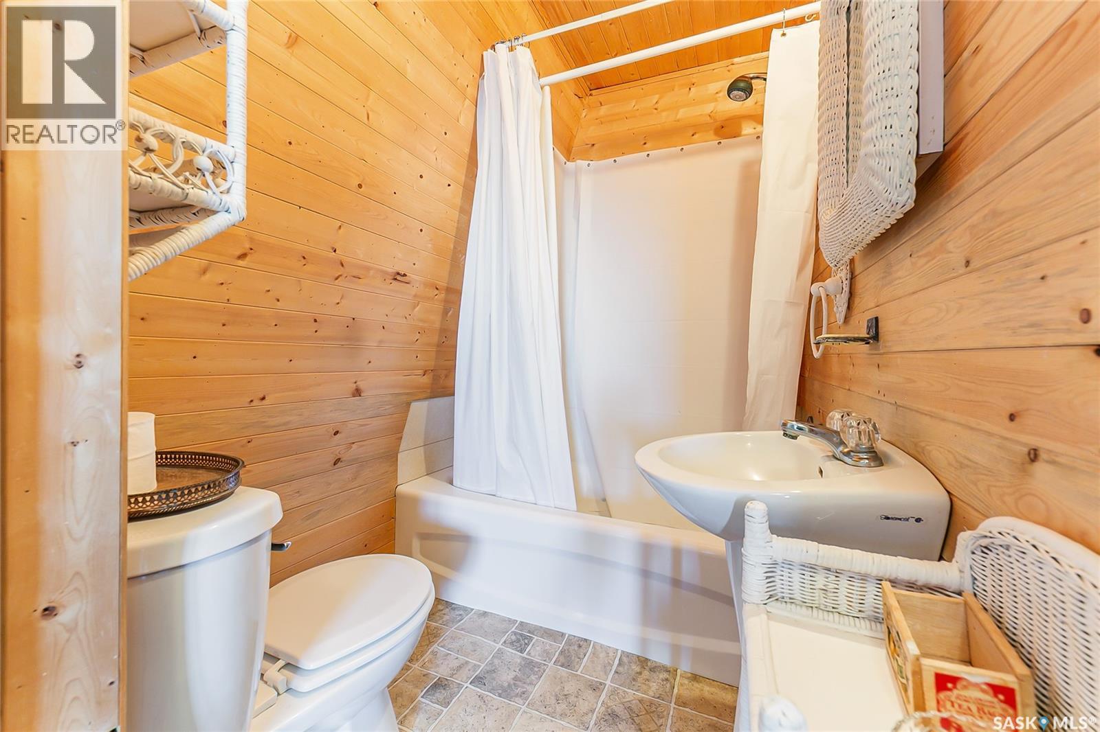 100 Tower Road, Buena Vista, Saskatchewan  S0G 4C0 - Photo 4 - SK035404