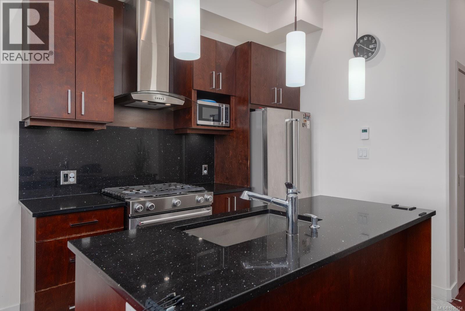 303 10 Chapel St, Nanaimo, British Columbia  V9R 5H2 - Photo 12 - 1036254