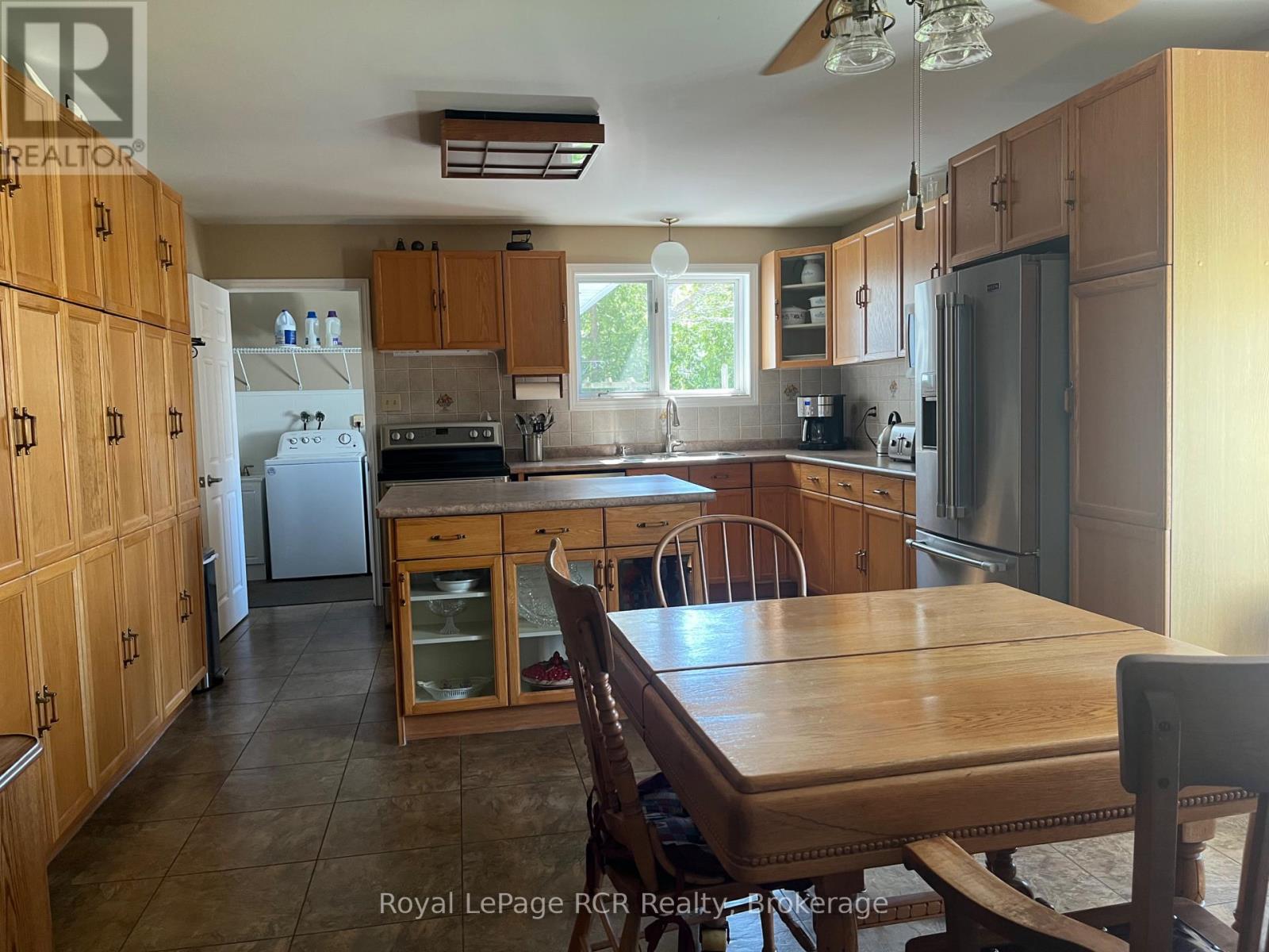 11 Graham Crescent, South Bruce Peninsula, Ontario  N0H 2G0 - Photo 15 - X13106540