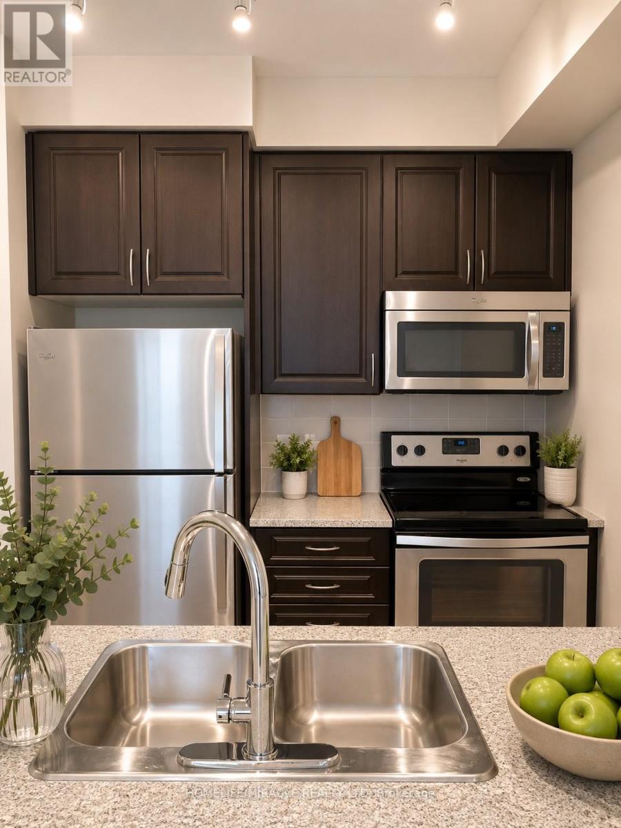 617 - 339 Rathburn Road W, Mississauga, Ontario  L5B 0K6 - Photo 8 - W12960042