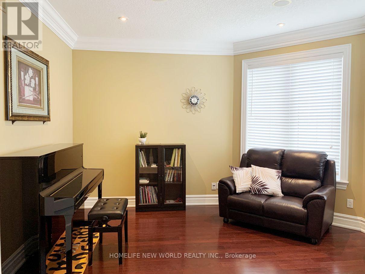 106 Paige Street, Kitchener, Ontario  N2K 4P6 - Photo 6 - X13100562