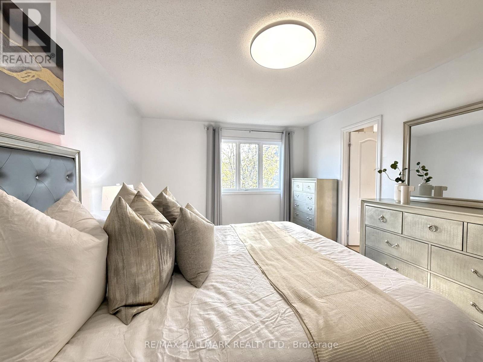 78 Sunridge Street, Richmond Hill, Ontario  L4E 3Z3 - Photo 21 - N12957818