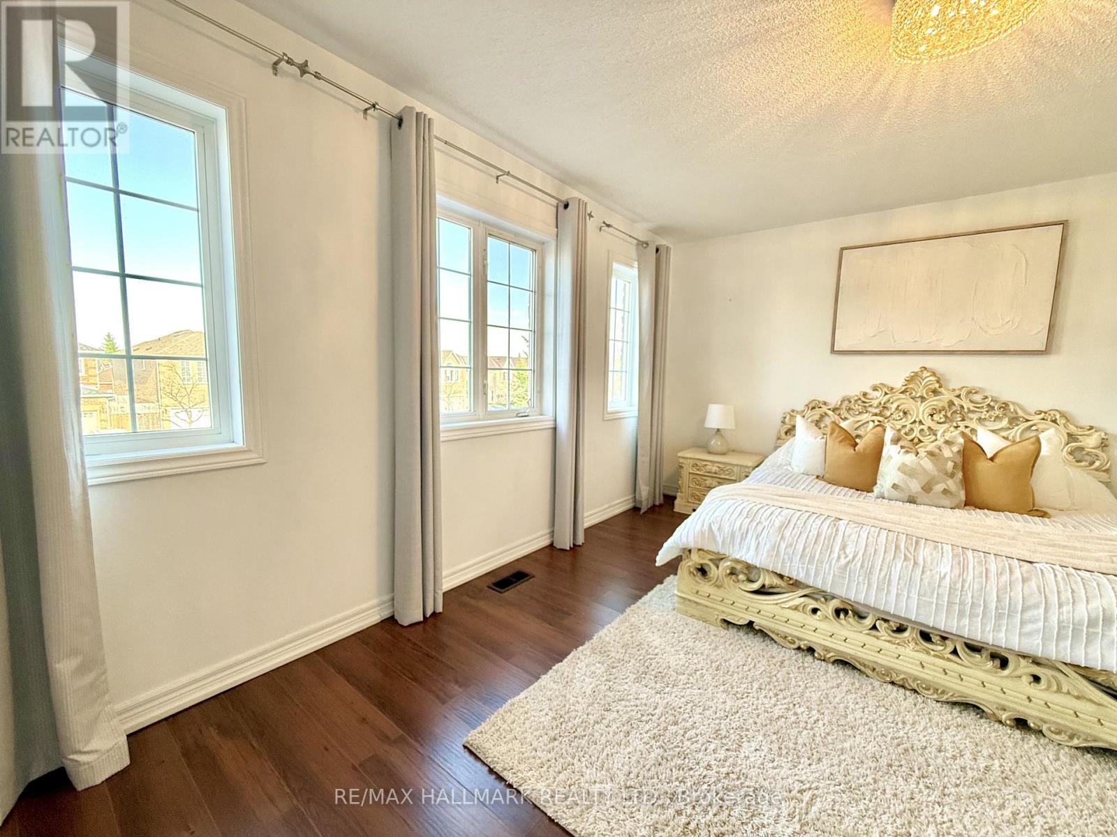 78 Sunridge Street, Richmond Hill, Ontario  L4E 3Z3 - Photo 25 - N12957818