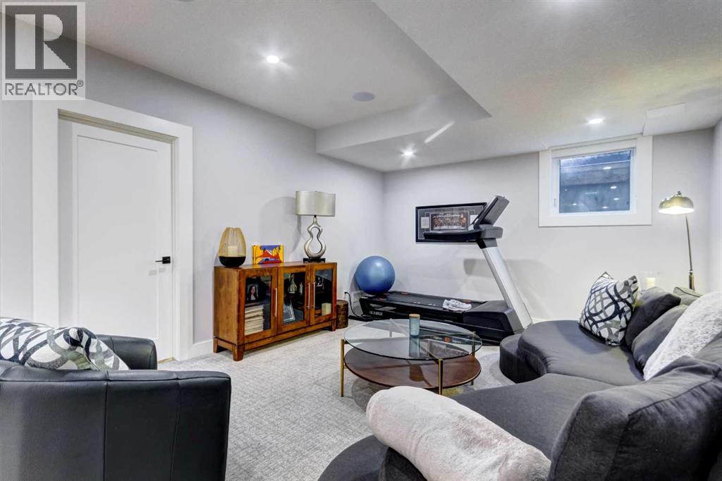 2022 44 Avenue Sw, Calgary, Alberta  T2T 2N8 - Photo 29 - A2283158
