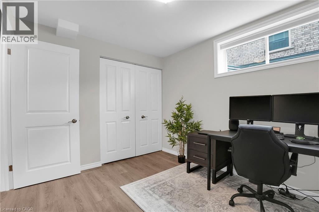 31 Townsend Drive Unit# 66, Breslau, Ontario  N0B 1M0 - Photo 33 - 40828740