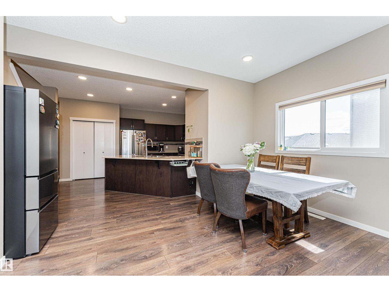 4452 Annett Cm Sw, Edmonton, Alberta  T6W 2V8 - Photo 9 - E4486794