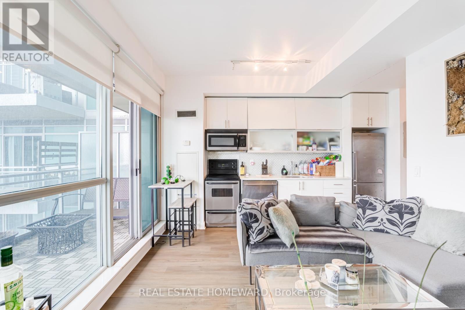 2401 - 80 Western Battery Road, Toronto, Ontario  M6K 3S1 - Photo 12 - C13106556