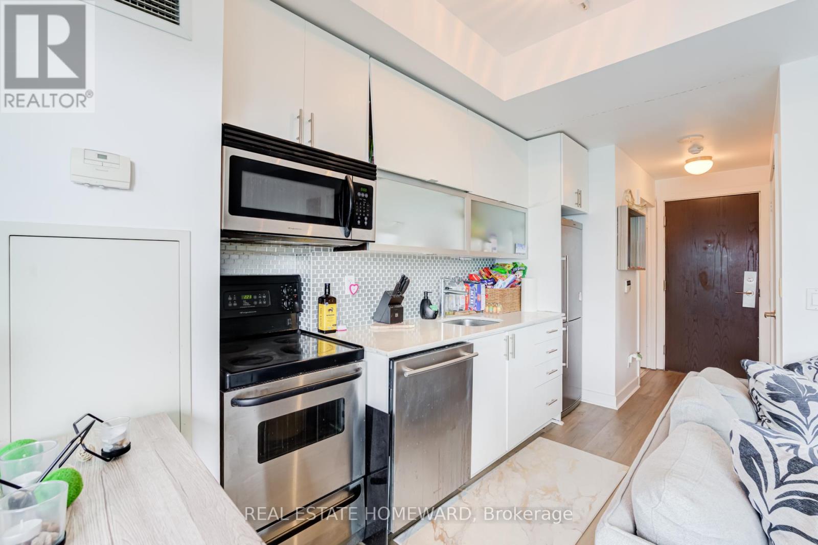 2401 - 80 Western Battery Road, Toronto, Ontario  M6K 3S1 - Photo 7 - C13106556