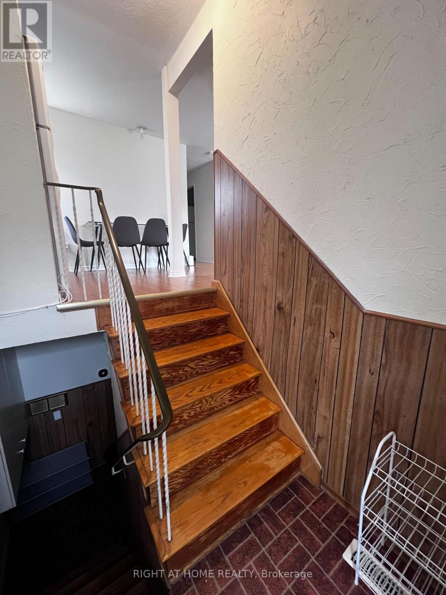 Upper Level - 53 James Gray Drive, Toronto, Ontario  M2H 1N8 - Photo 2 - C13106566