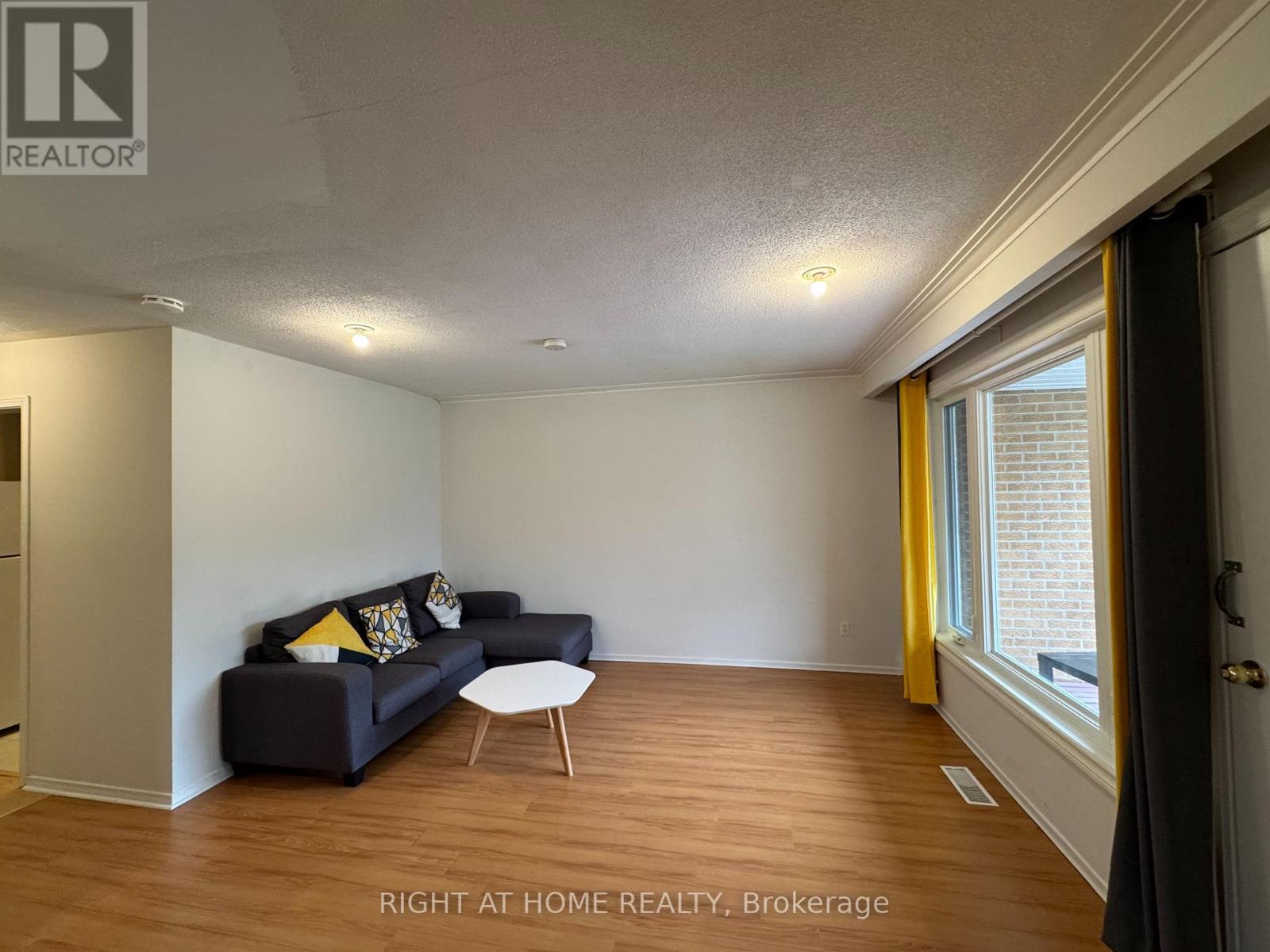Upper Level - 53 James Gray Drive, Toronto, Ontario  M2H 1N8 - Photo 3 - C13106566