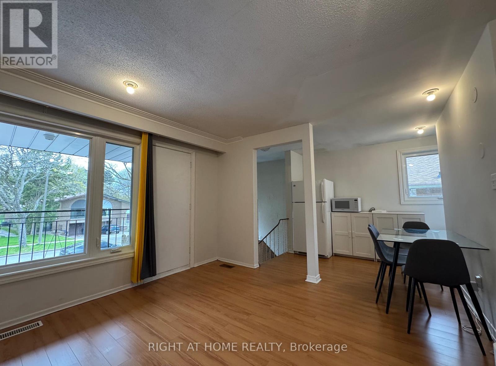 Upper Level - 53 James Gray Drive, Toronto, Ontario  M2H 1N8 - Photo 4 - C13106566