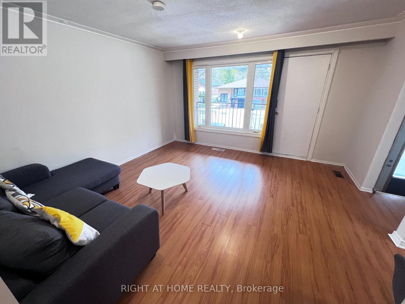 Upper Level - 53 James Gray Drive, Toronto, Ontario  M2H 1N8 - Photo 7 - C13106566