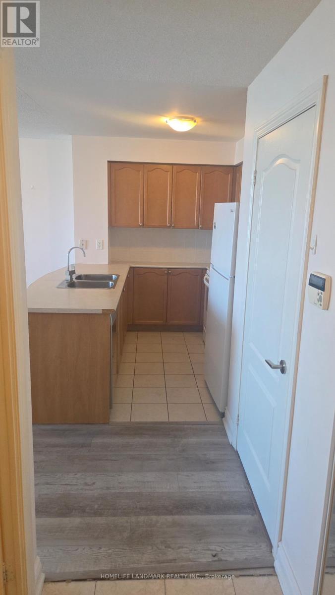 3106 - 50 Brian Harrison Way, Toronto, Ontario  M1P 5J4 - Photo 2 - E13106536