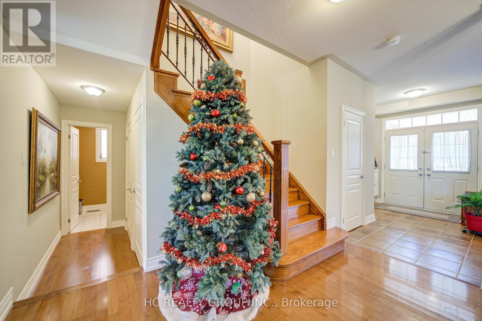 60 Brockdale Street, Richmond Hill, Ontario  L4E 4W2 - Photo 12 - N13106512