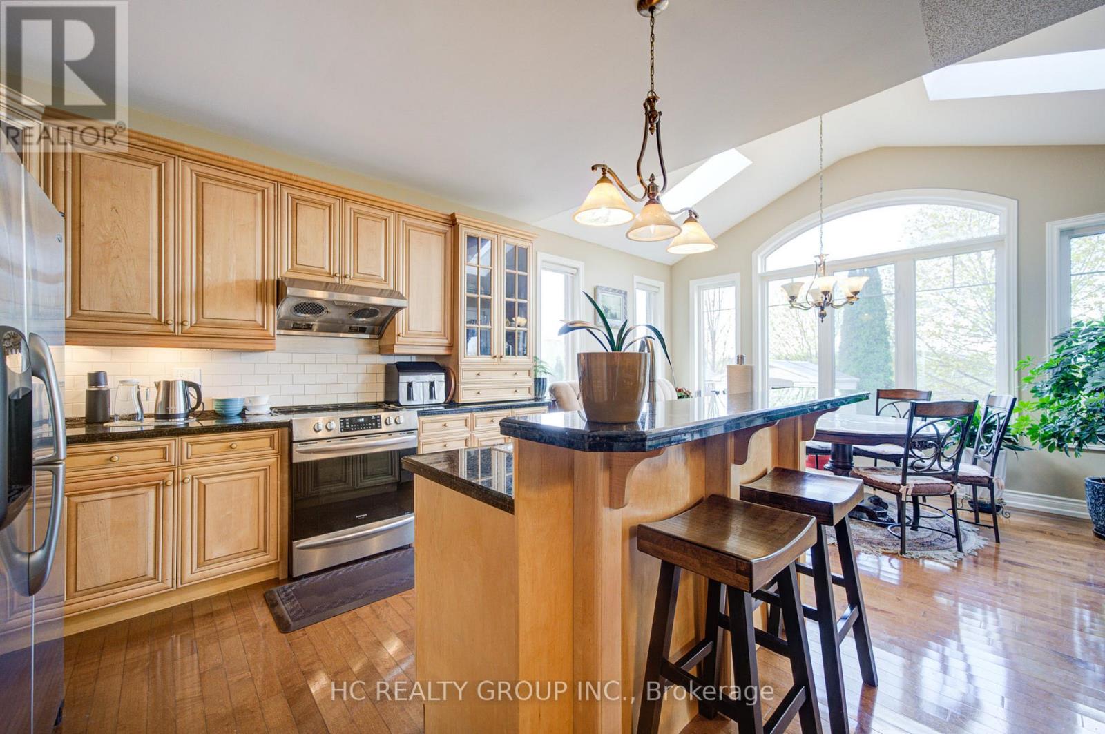 60 Brockdale Street, Richmond Hill, Ontario  L4E 4W2 - Photo 21 - N13106512