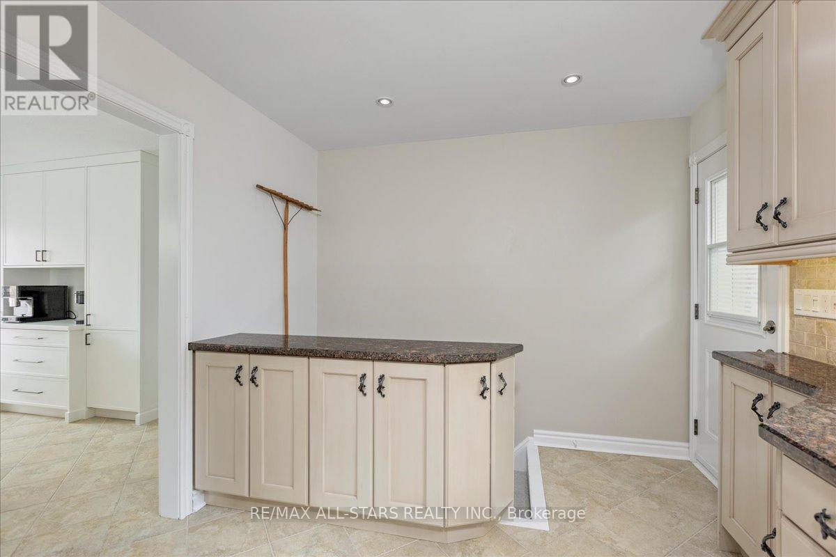 285 Orsi Avenue, Bradford West Gwillimbury, Ontario  L3Z 1B8 - Photo 26 - N13106552