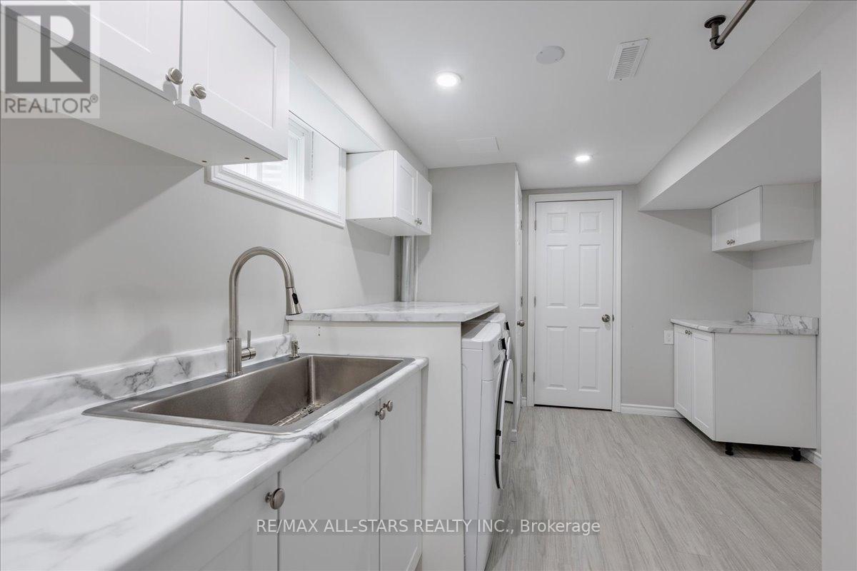 285 Orsi Avenue, Bradford West Gwillimbury, Ontario  L3Z 1B8 - Photo 33 - N13106552