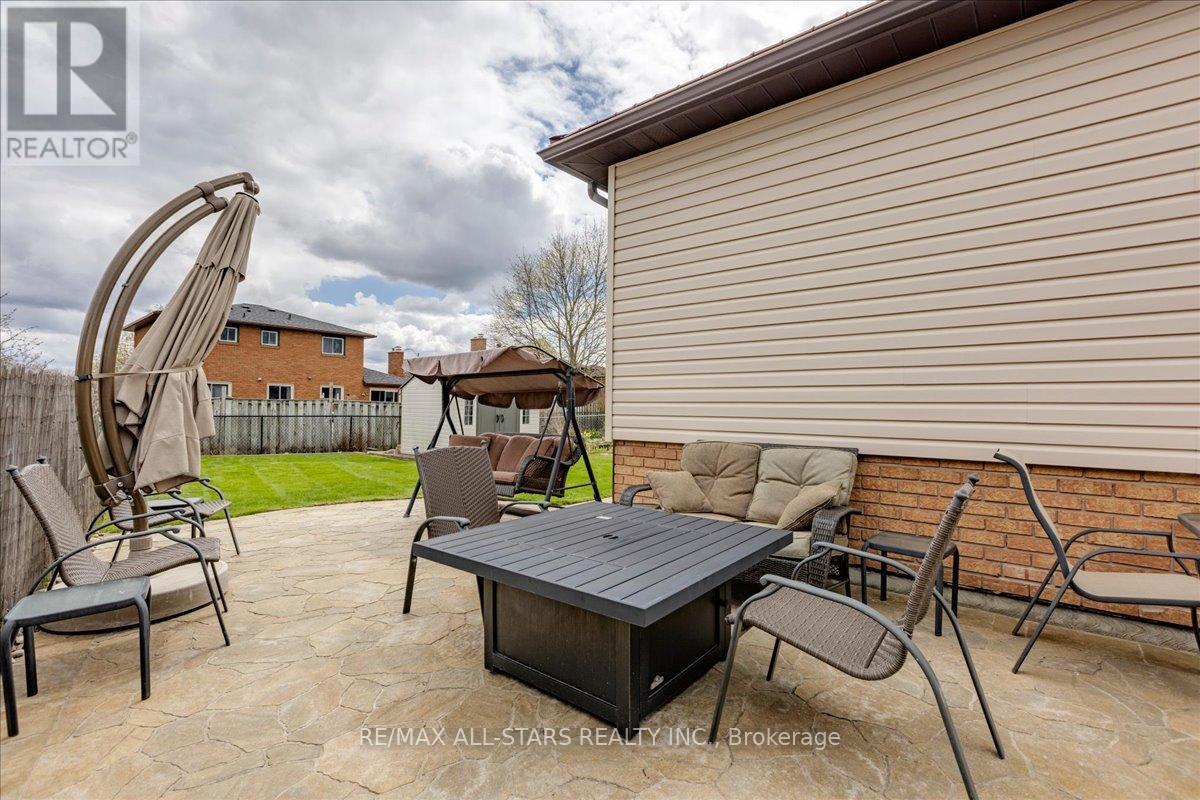 285 Orsi Avenue, Bradford West Gwillimbury, Ontario  L3Z 1B8 - Photo 37 - N13106552