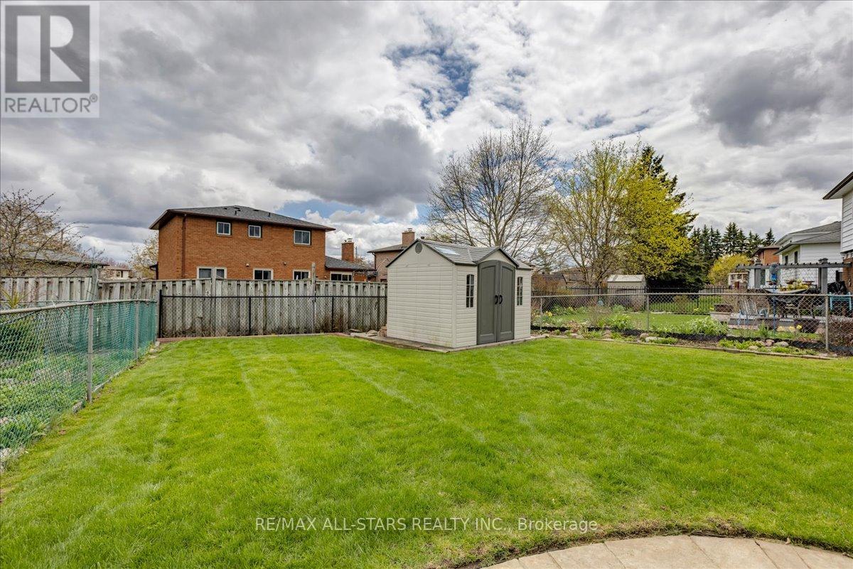 285 Orsi Avenue, Bradford West Gwillimbury, Ontario  L3Z 1B8 - Photo 40 - N13106552