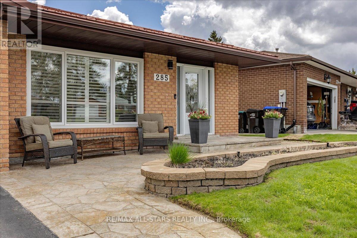 285 Orsi Avenue, Bradford West Gwillimbury, Ontario  L3Z 1B8 - Photo 6 - N13106552