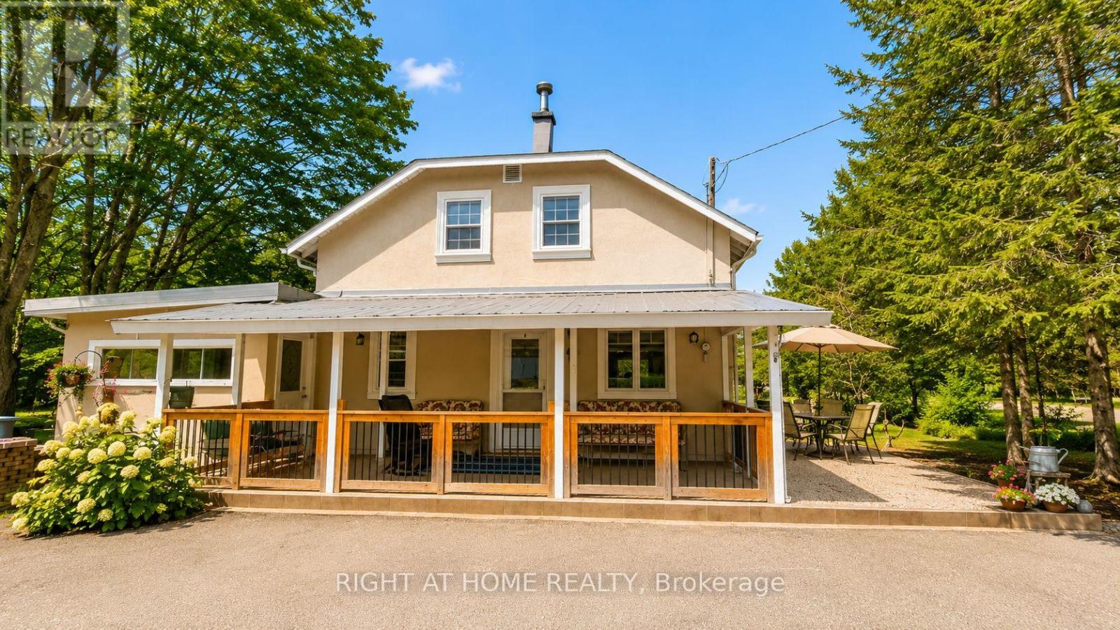 640 Tiny Beaches Road N, Tiny, Ontario  L0L 2J0 - Photo 2 - S13106516