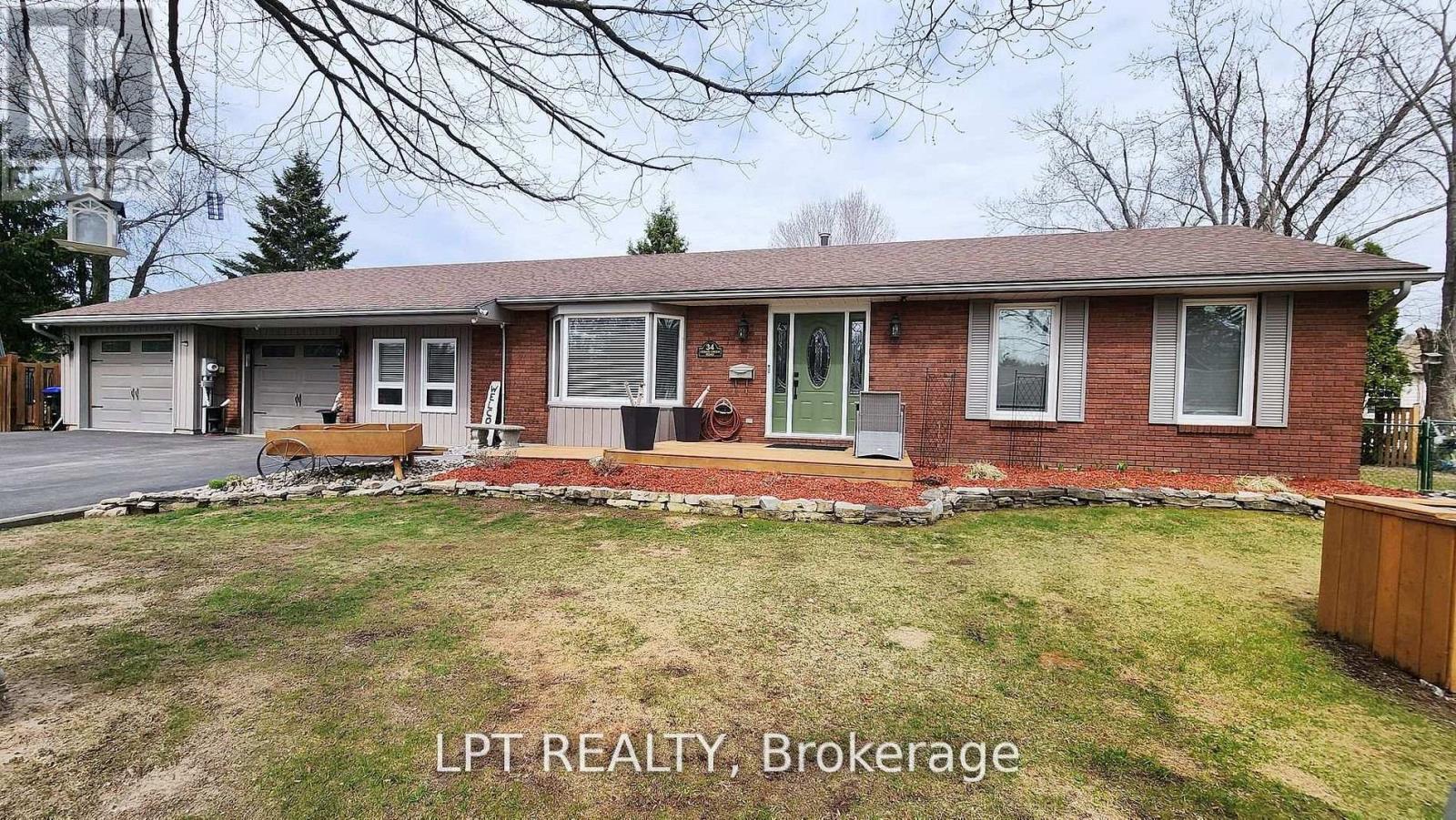 34 Cedar Creek Road, Springwater, Ontario  L9X 0P5 - Photo 2 - S13106532