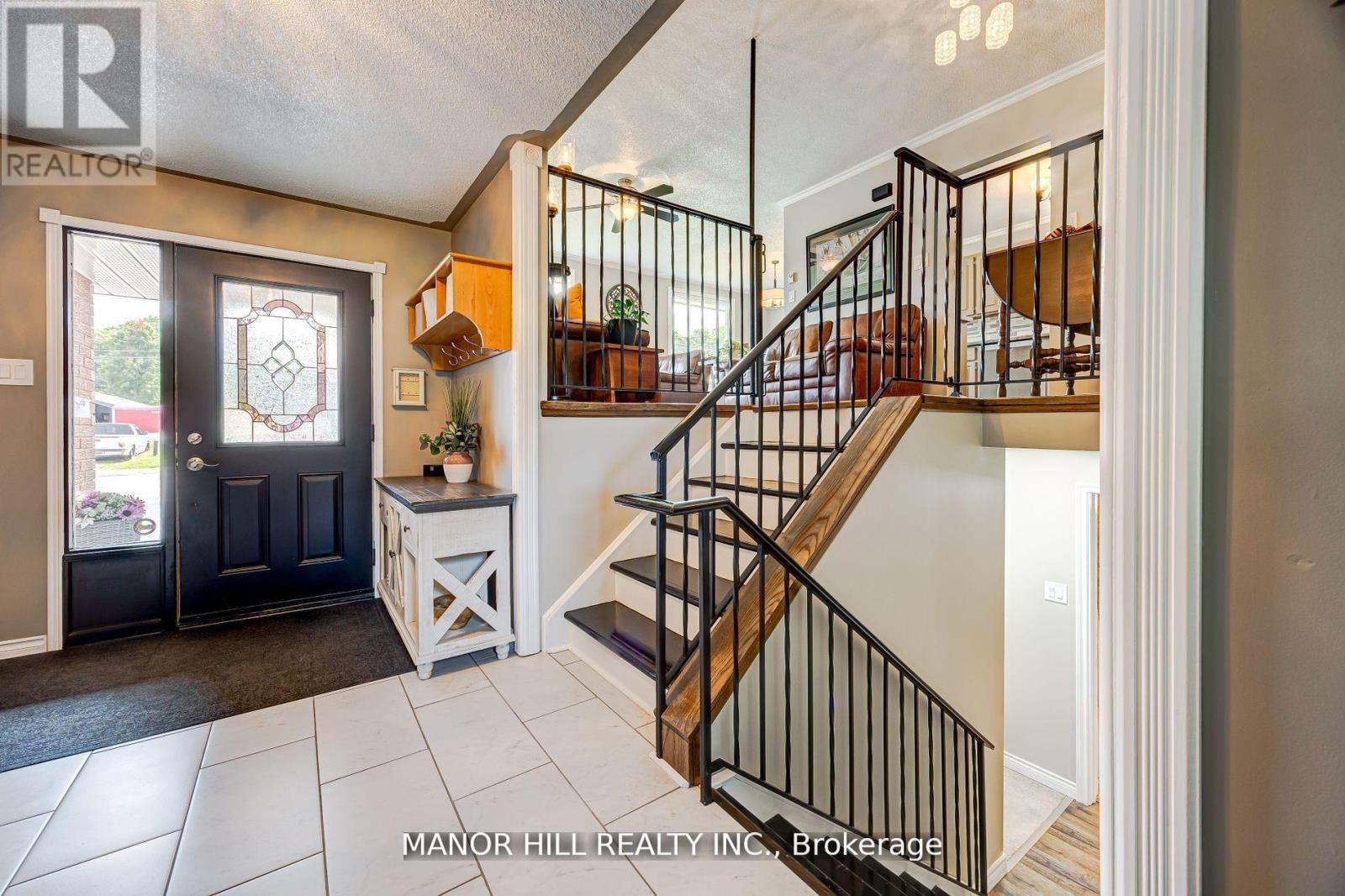 444 William Street, Midland, Ontario  L4R 2S6 - Photo 4 - S13106550