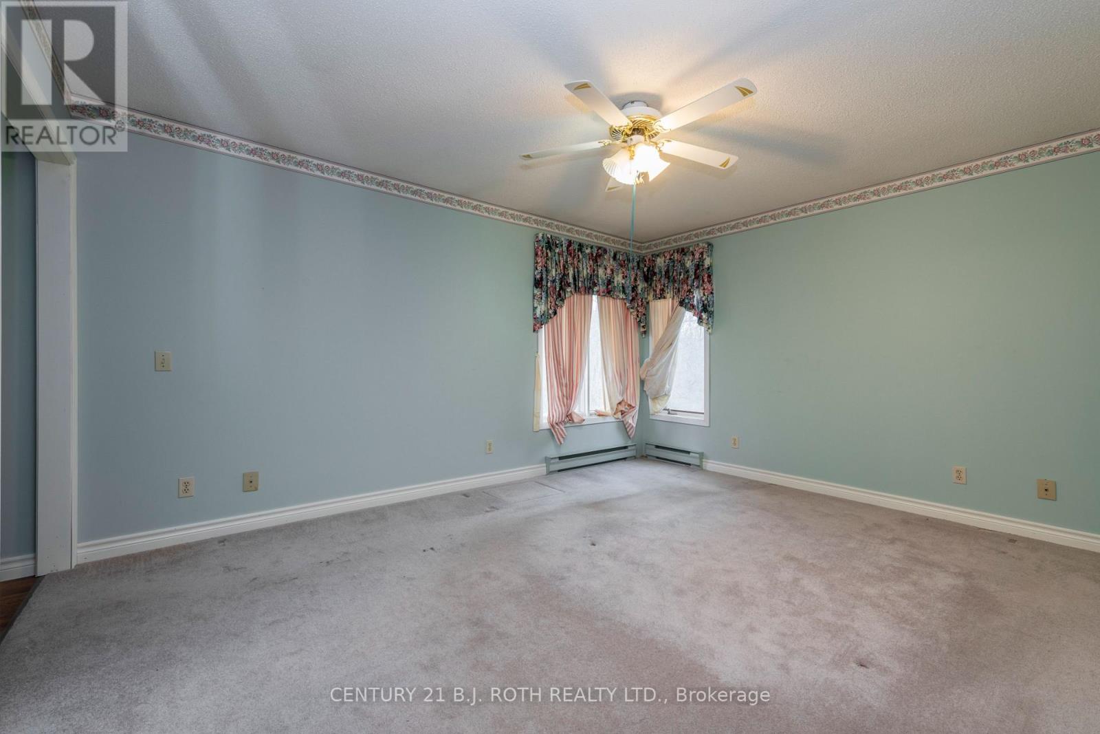 1056 Birchcliffe Crescent, Severn, Ontario  L3V 0W1 - Photo 16 - S13106560