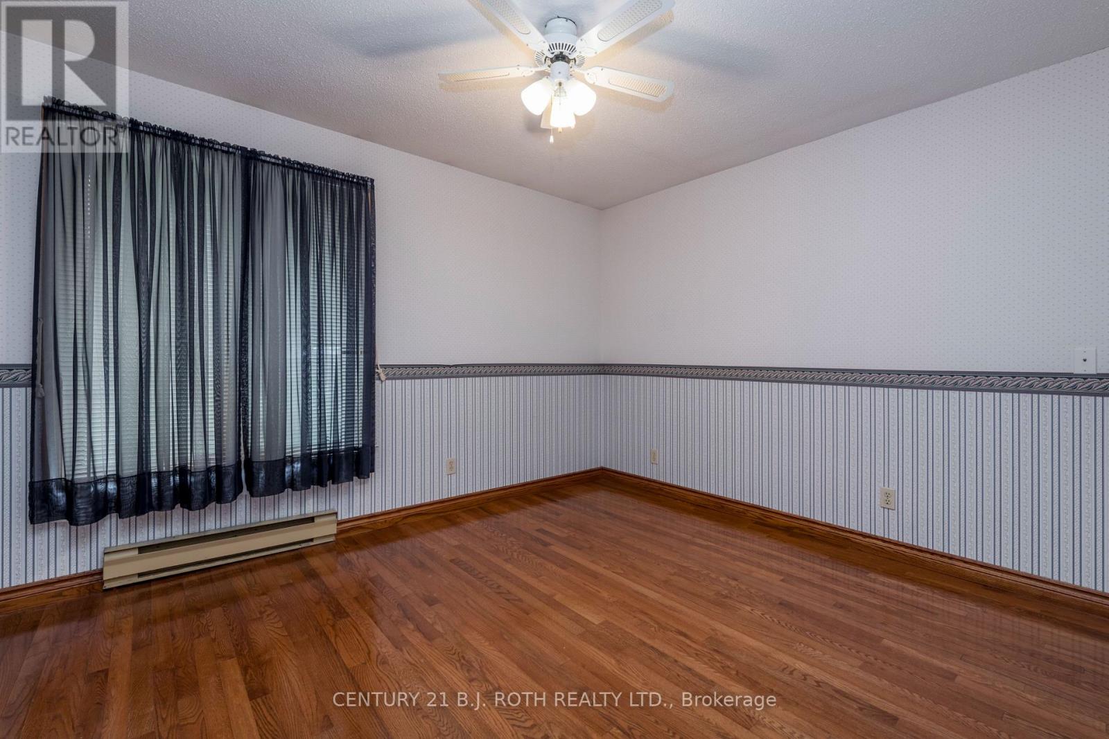 1056 Birchcliffe Crescent, Severn, Ontario  L3V 0W1 - Photo 18 - S13106560