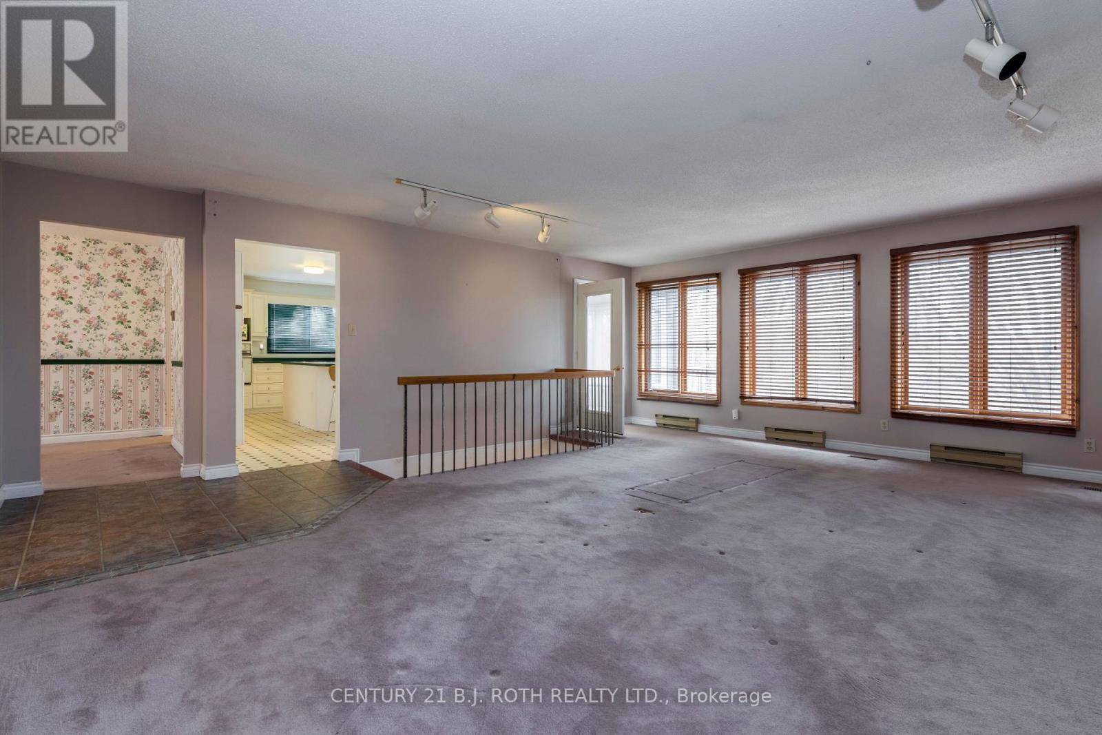 1056 Birchcliffe Crescent, Severn, Ontario  L3V 0W1 - Photo 7 - S13106560