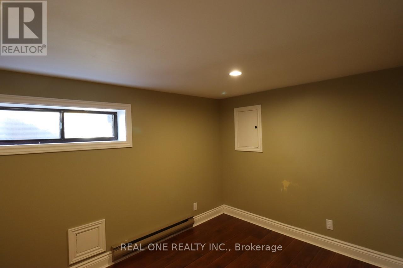 130 Mayfield Drive, Oakville, Ontario  L6H 1K7 - Photo 22 - W13106510