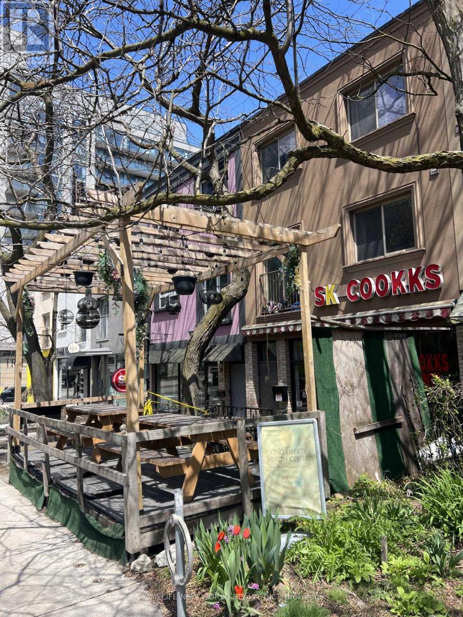 Ground - 133 Jefferson Avenue, Toronto, Ontario  M6K 3E4 - Photo 4 - W13106522