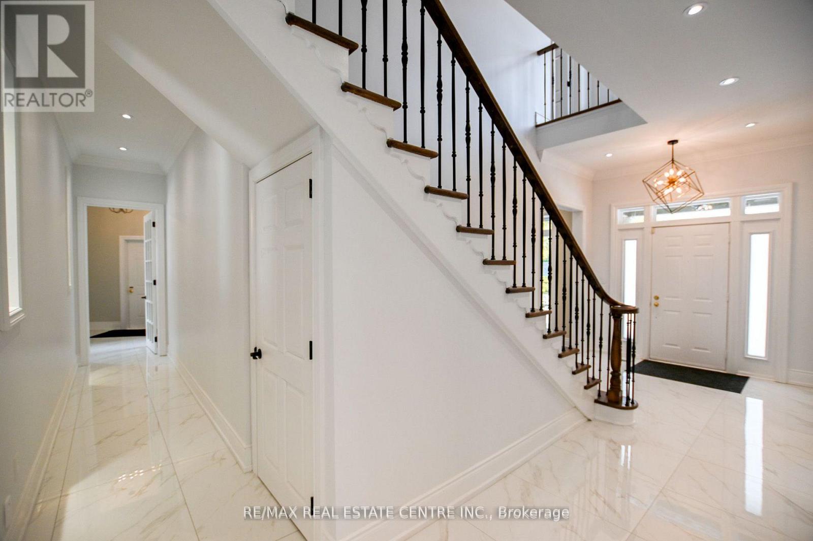 12 Flaherty Lane, Caledon, Ontario  L7K 2P3 - Photo 11 - W13106558