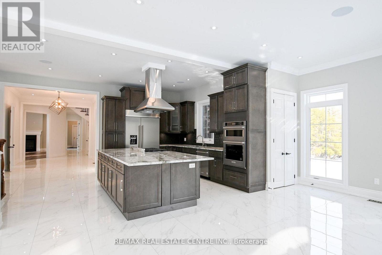 12 Flaherty Lane, Caledon, Ontario  L7K 2P3 - Photo 6 - W13106558