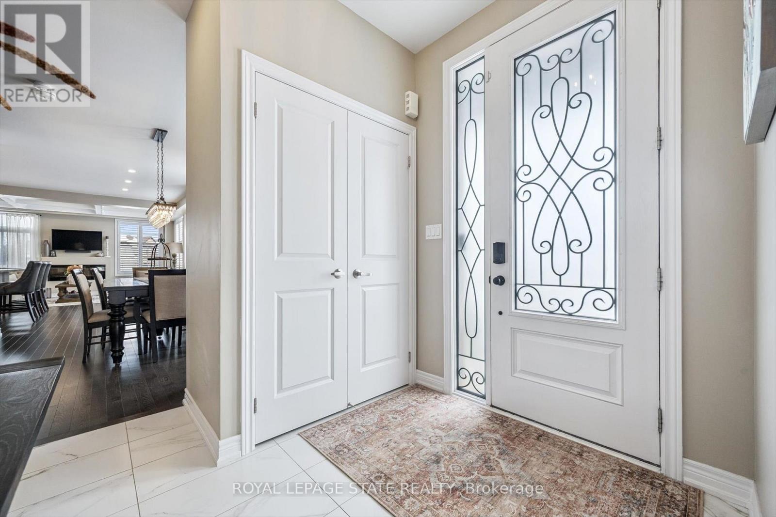 1383 Farmstead Drive, Milton, Ontario  L9T 7K6 - Photo 8 - W12780354